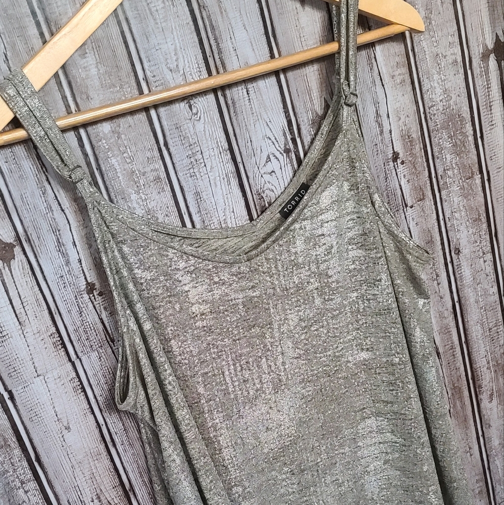 2 For $10 Torrid Metallic Tank 1 1X